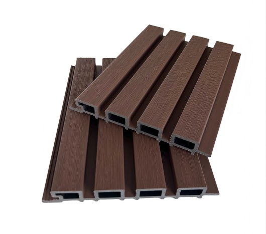 חיפו קיר- חום כהה