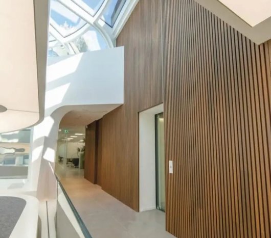 חיפוי קיר- חום