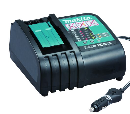 מטען לרכב 18V דגם DC18SE-מקיטה